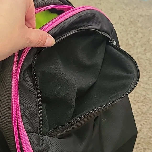 Adidas Black and Pink Sports Backpack - Picture 4 of 9